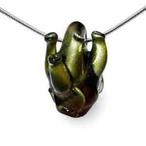 Anatomical Heart Necklace – Olive Gold